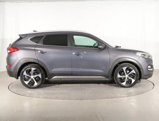 Hyundai Tucson  2.0 CRDi Premium
