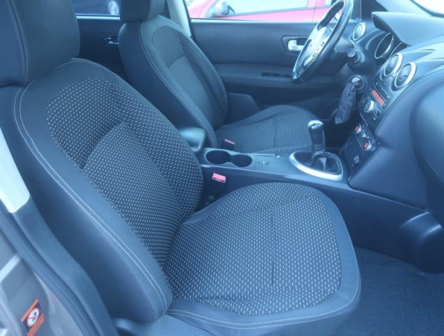 Nissan Qashqai  1.6 Tekna