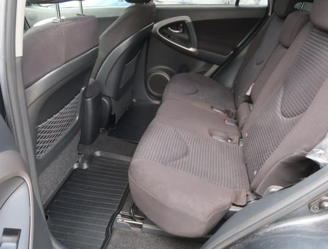 Toyota RAV 4  2.2 D-4D 