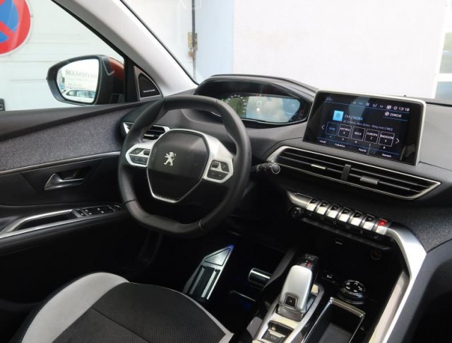 Peugeot 3008  1.6 BlueHDi 