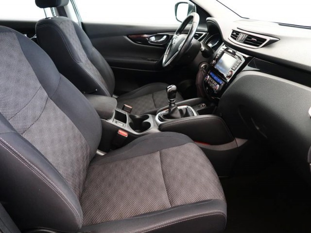 Nissan Qashqai  1.2 DIG-T Visia