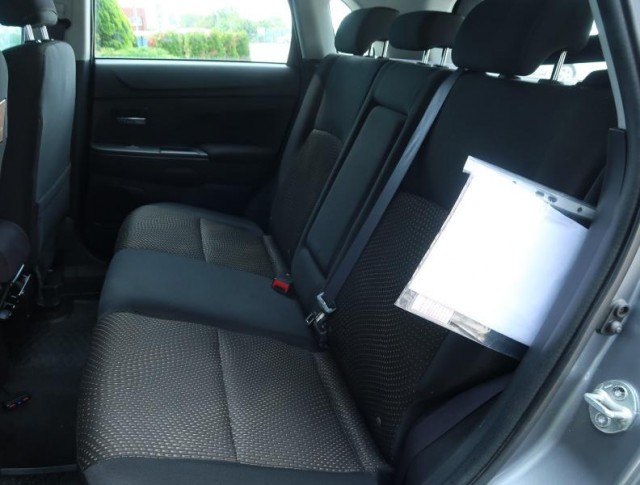 Mitsubishi ASX  1.6 MIVEC Inform