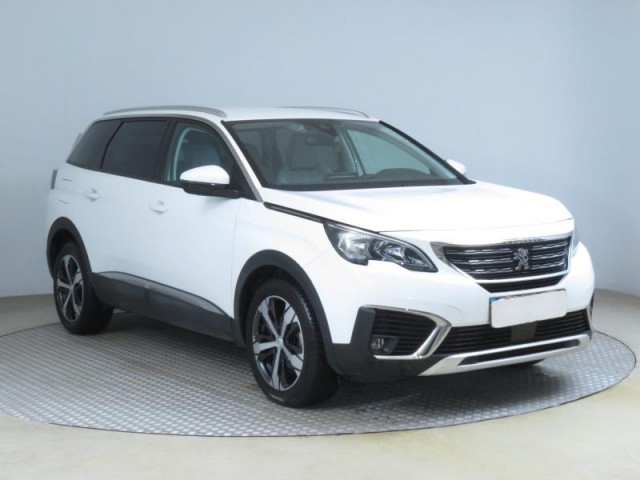 Peugeot 5008  PureTech 130 Allure