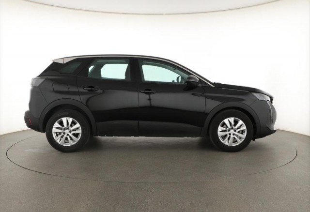 Peugeot 3008  1.2 PureTech Active Pack