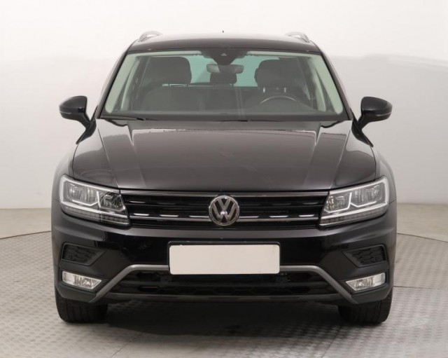 Volkswagen Tiguan  2.0 TSI Comfortline