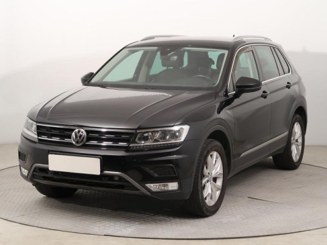 Volkswagen Tiguan  2.0 TSI Comfortline