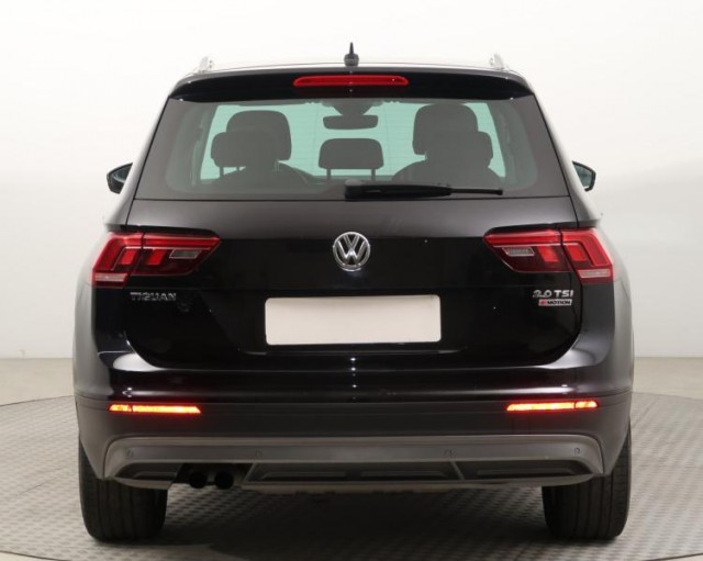Volkswagen Tiguan  2.0 TSI Comfortline