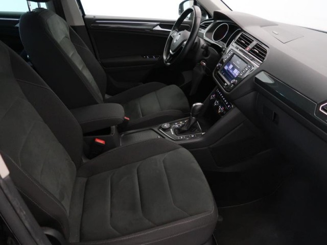 Volkswagen Tiguan  2.0 TSI Comfortline