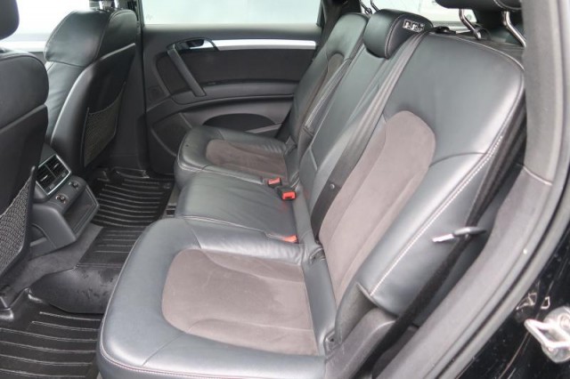 Audi Q7  3.0 TDI S-Line