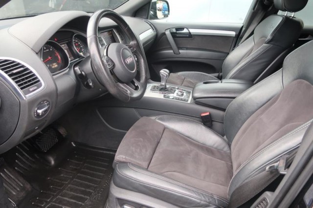 Audi Q7  3.0 TDI S-Line
