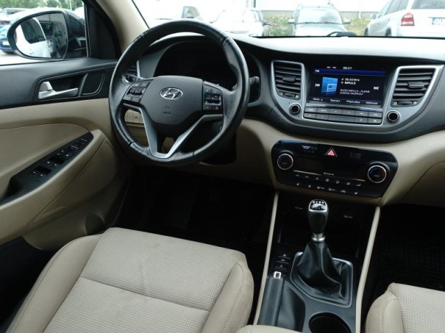 Hyundai Tucson  1.7 CRDi 