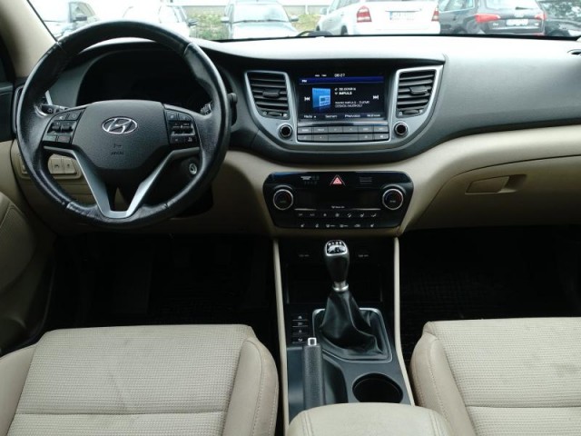 Hyundai Tucson  1.7 CRDi 
