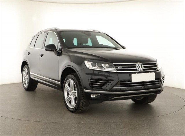 Volkswagen Touareg  3.0 TDI R-Line