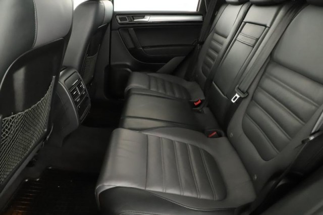 Volkswagen Touareg  3.0 TDI R-Line
