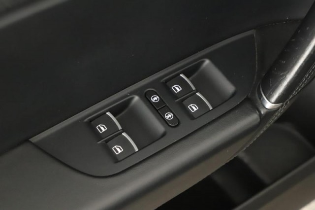 Volkswagen Touareg  3.0 TDI R-Line