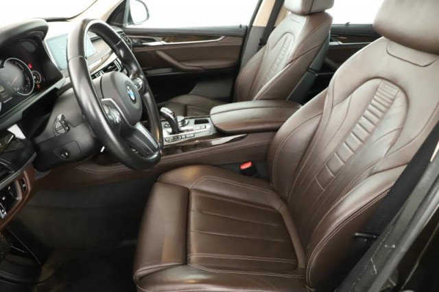 BMW X5  xDrive35i 