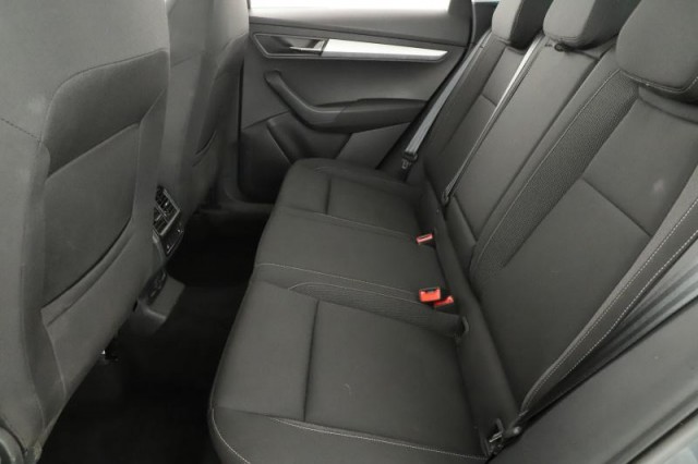 Škoda Karoq  1.5 TSI Fresh