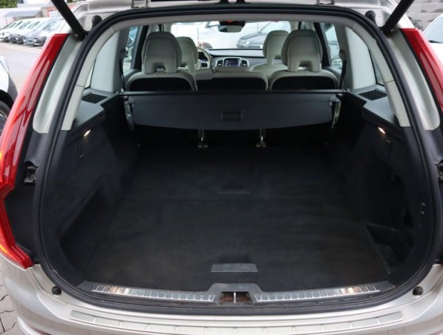 Volvo XC90  D5 AWD 