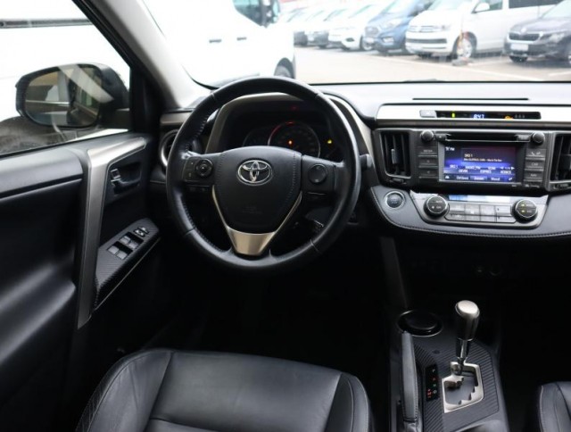 Toyota RAV 4  2.0 VVT-i Executive