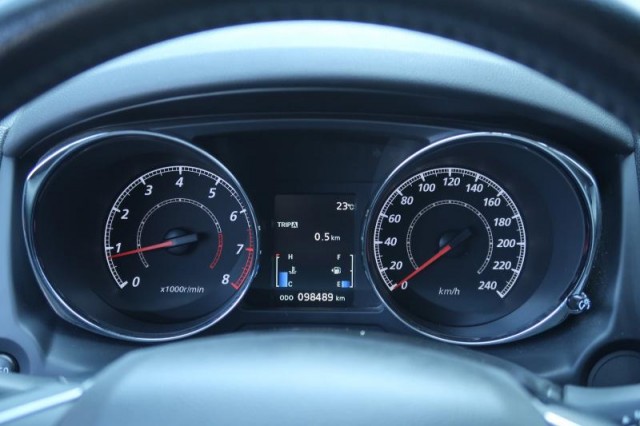 Mitsubishi ASX  1.6 MIVEC 