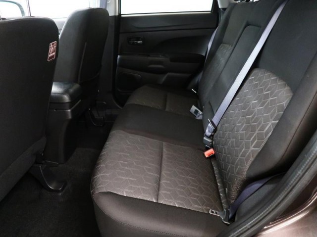 Mitsubishi ASX  2.0 MIVEC Intense