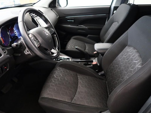 Mitsubishi ASX  2.0 MIVEC Intense