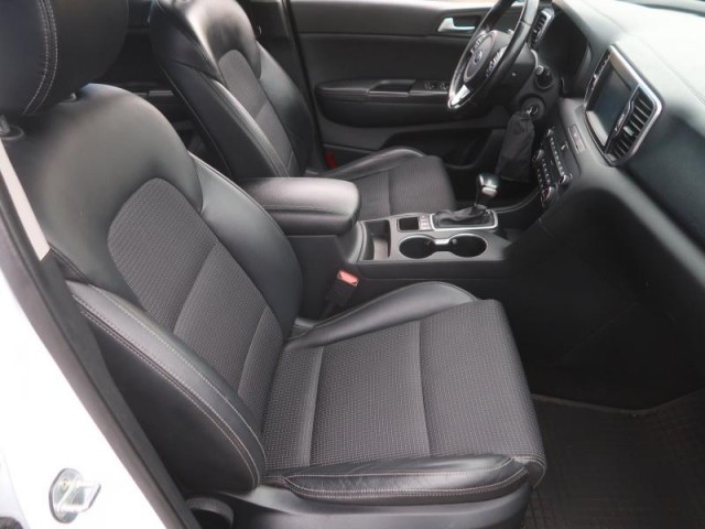 Kia Sportage  1.7 CRDi 