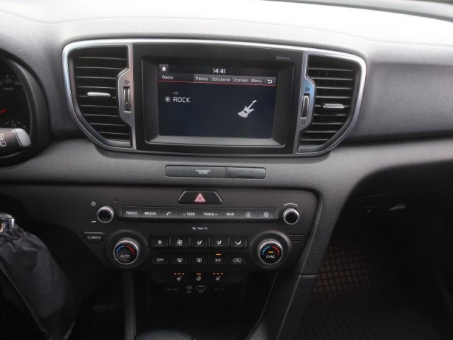 Kia Sportage  1.7 CRDi 