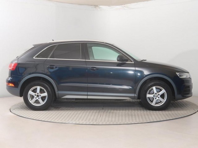 Audi Q3  2.0 TDI 