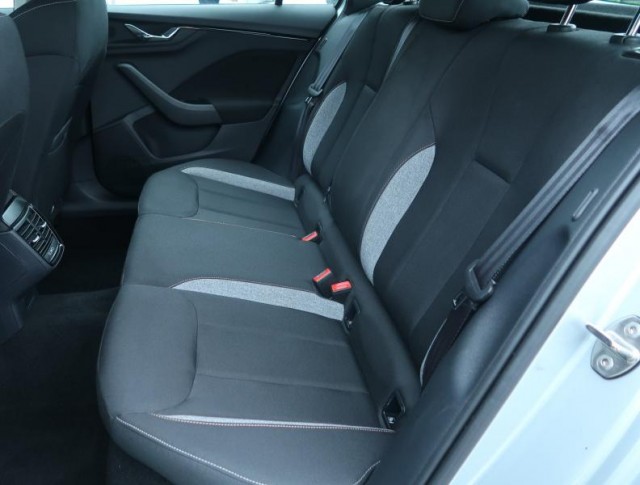 Škoda Kamiq  1.0 TSI Selection