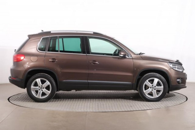 Volkswagen Tiguan  2.0 TDI 