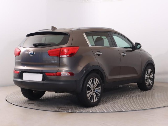 Kia Sportage  2.0 CRDi 