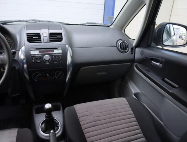 Suzuki SX4  1.6 VVT 