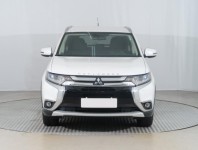 Mitsubishi Outlander  2.2 DI-D Invite