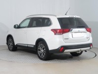 Mitsubishi Outlander  2.2 DI-D Invite