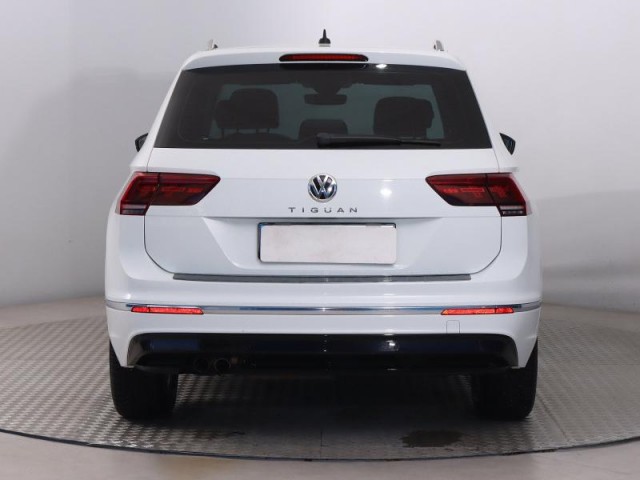 Volkswagen Tiguan  2.0 TDI 