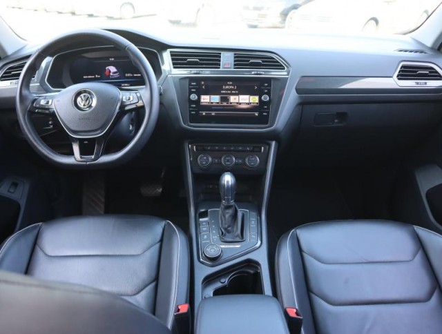 Volkswagen Tiguan  2.0 TDI 