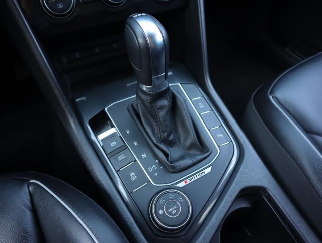Volkswagen Tiguan  2.0 TDI 