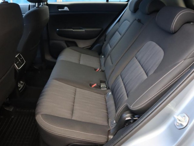 Kia Sportage  1.6 CRDi 