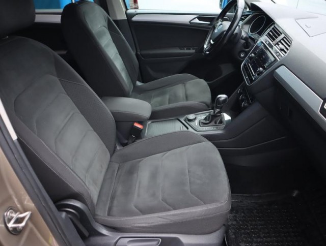 Volkswagen Tiguan  2.0 TDI 