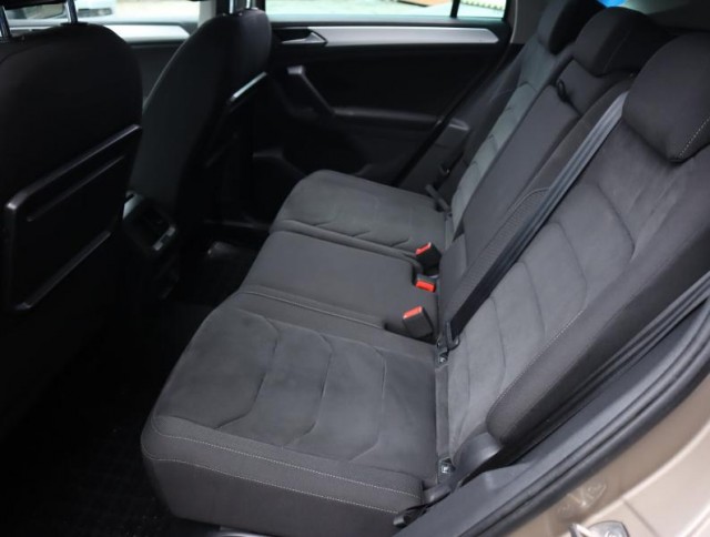 Volkswagen Tiguan  2.0 TDI 