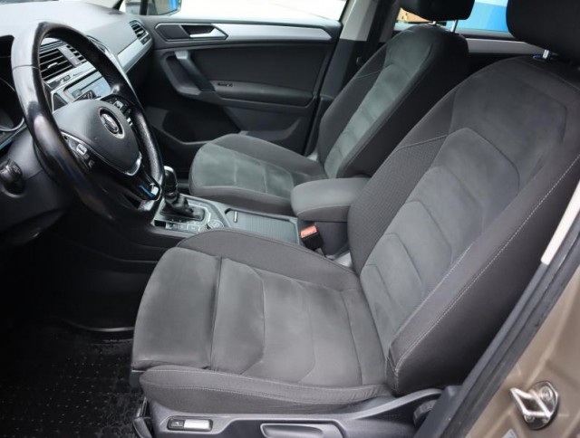 Volkswagen Tiguan  2.0 TDI 