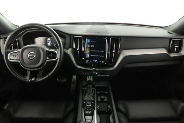 Volvo XC60  D5 AWD R-Design