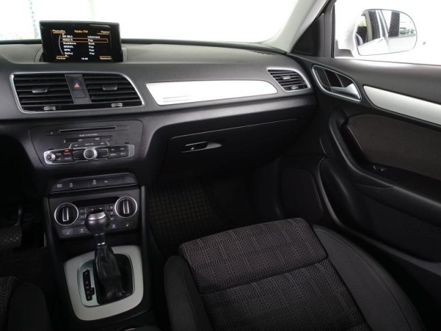 Audi Q3  2.0 TDI 