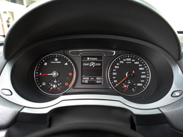 Audi Q3  2.0 TDI 