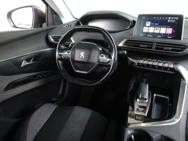 Peugeot 5008  1.6 BlueHDi 