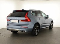 Volvo XC60  B4 AWD Momentum