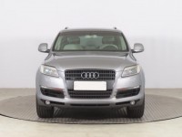 Audi Q7  3.0 TDI .