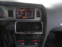 Audi Q7  3.0 TDI .