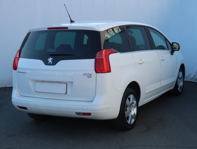 Peugeot 5008  1.6 HDi 